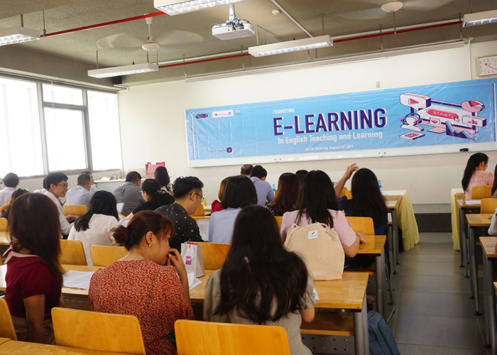 E learning khoa ngoại ngữ toàn cảnh